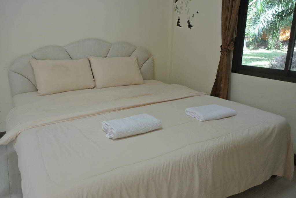 Bantatuk Resort & Restaurant Ban Tha Khun Pokoj fotografie
