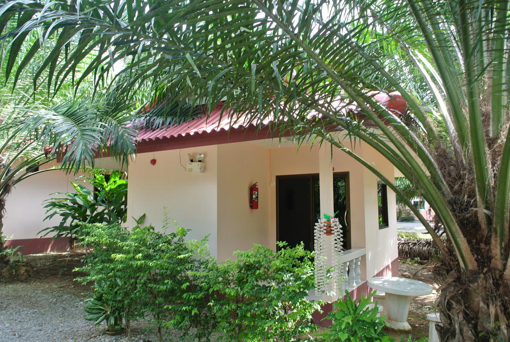 Bantatuk Resort & Restaurant Ban Tha Khun Exteriér fotografie